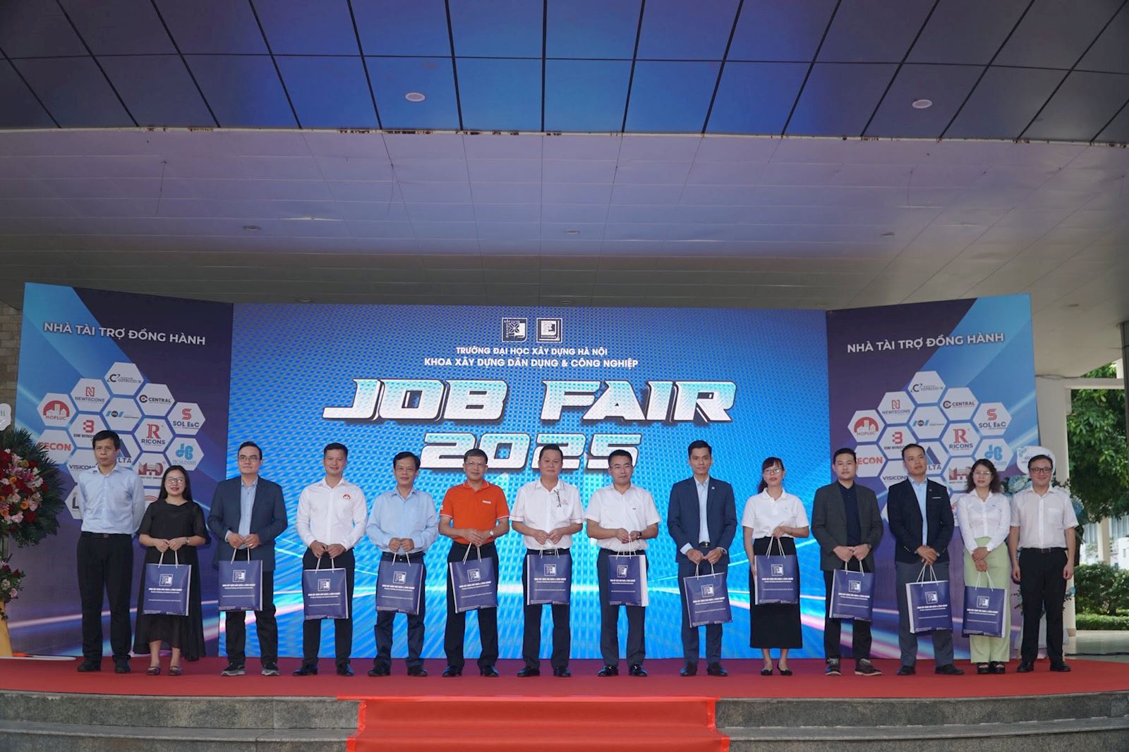 KXD - Ngày hội việc làm 2025